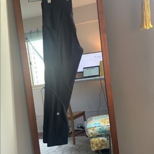 Lululemon leggings - Size 6